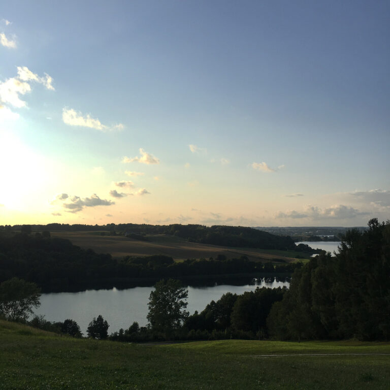 4FDC35D7-0EB7-43C1-A70D-A6D2BBBA3B37