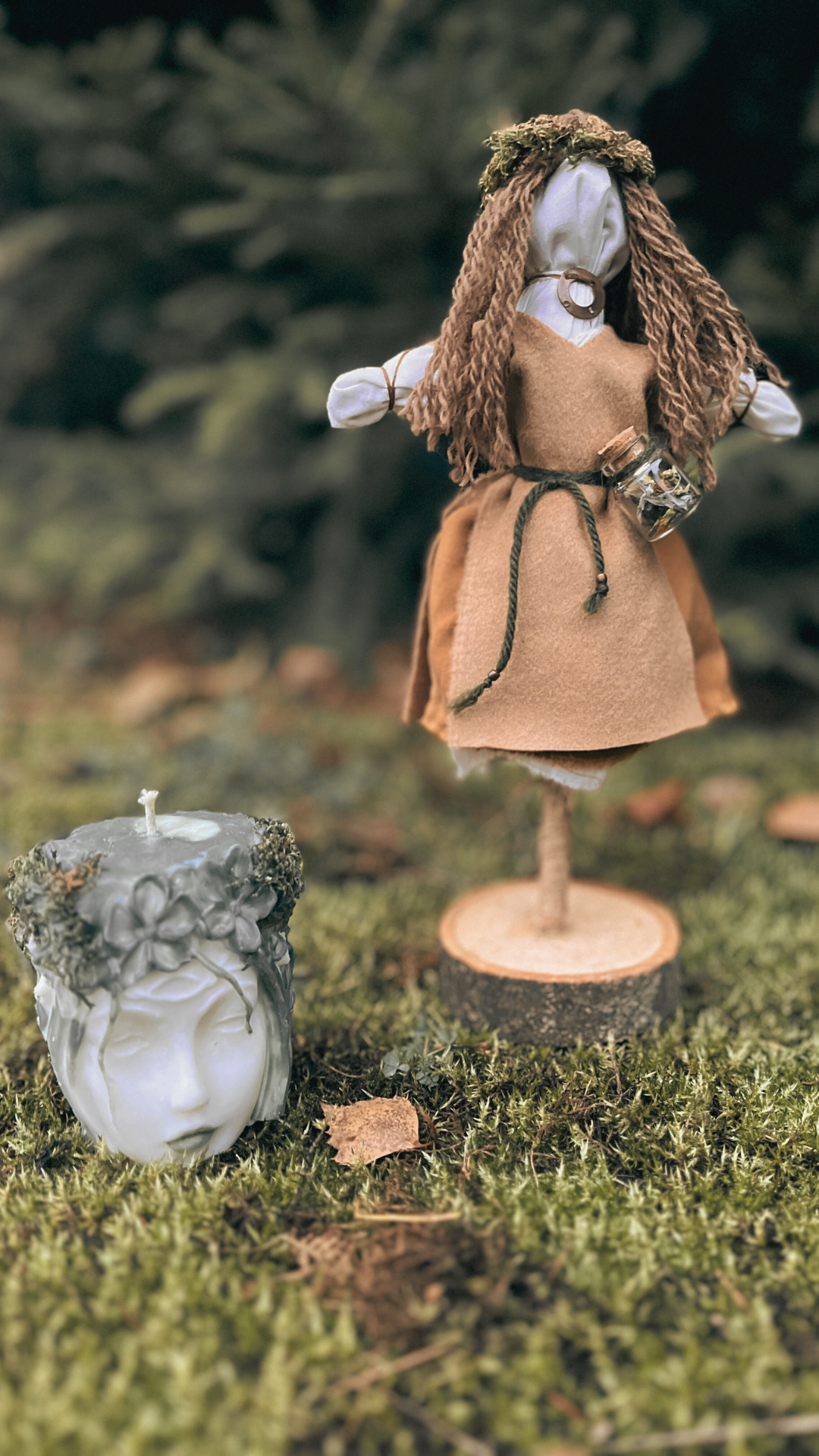 Lalka motanka - leśna zielarka Draha - obrazek 3