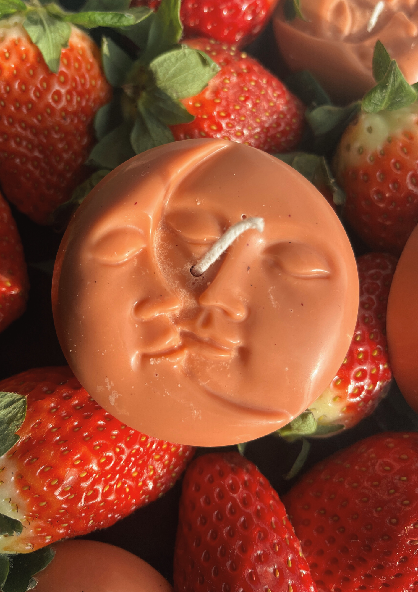 Świeca sojowa Księżyc – Pełnia Truskawkowego Księżyca – czerwiec - obrazek 2