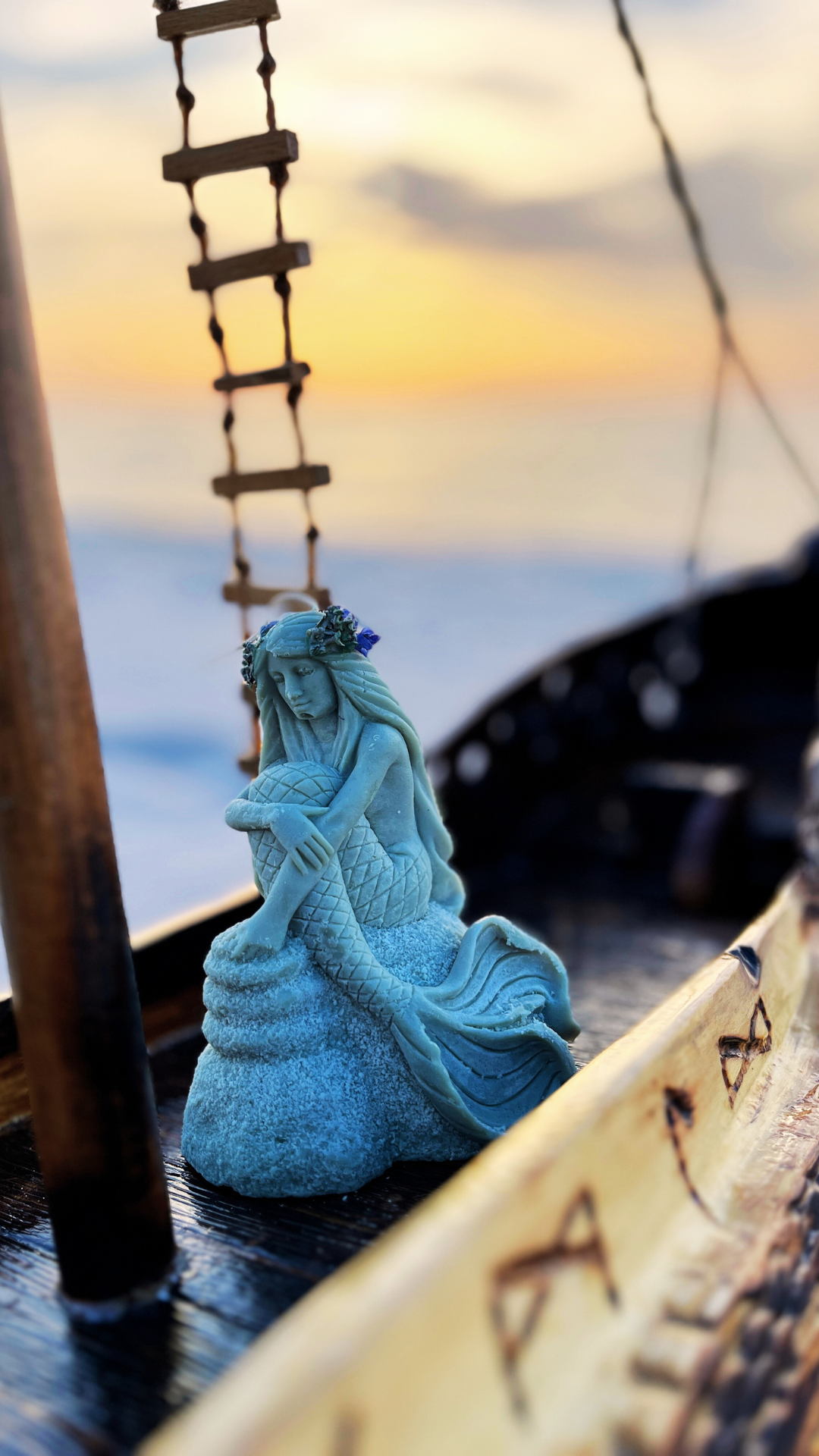 Świeca sojowa - Bogini Jurata - bałtycka syrena - obrazek 3