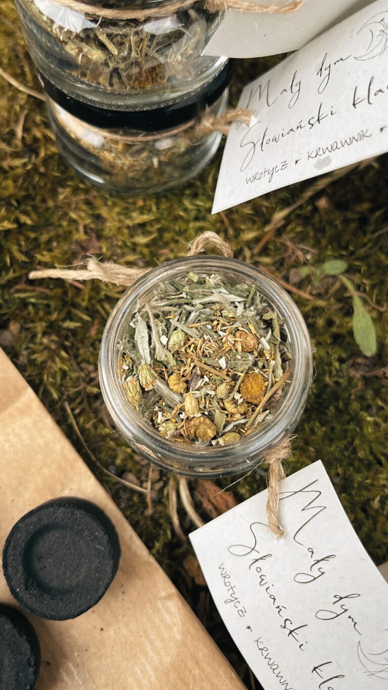 Kadzidła ziołowe – magia dymów z rodzimych roślin