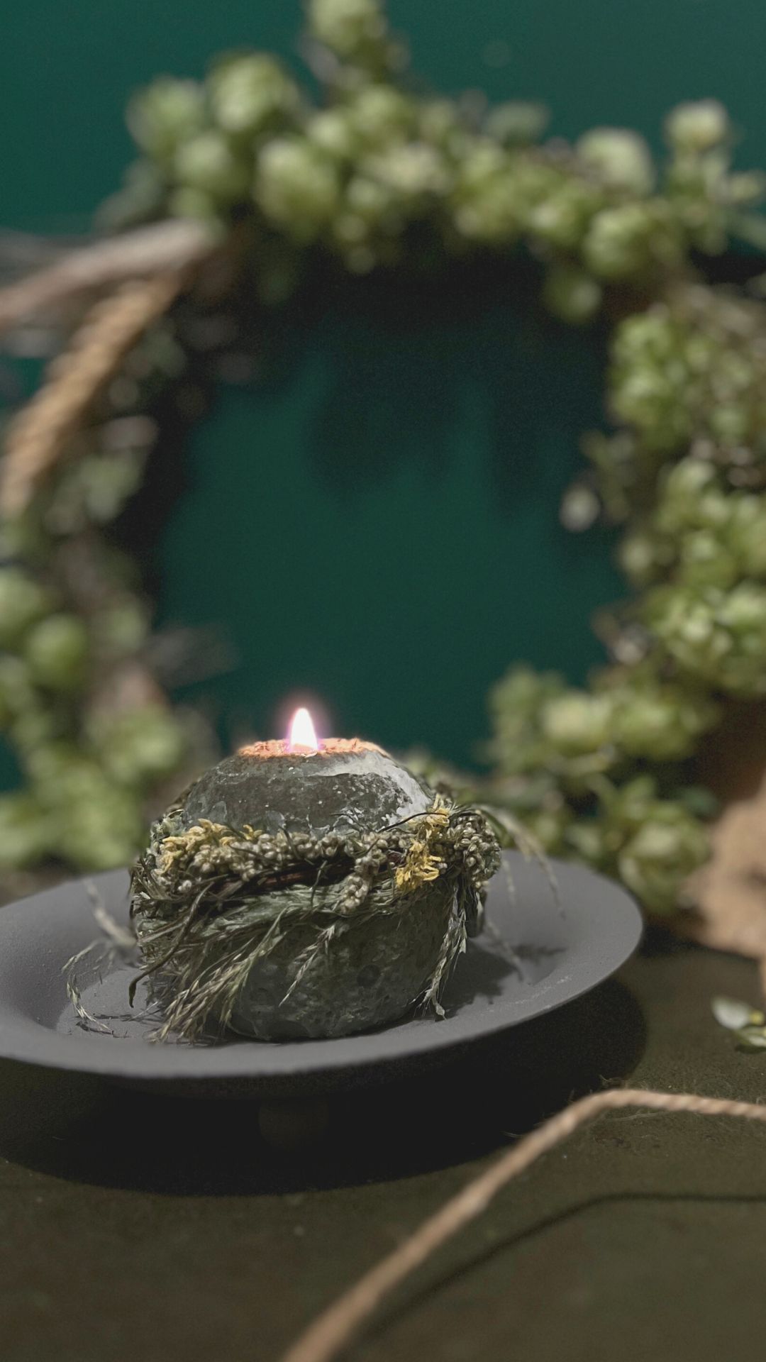 Świeca sojowa Księżyc w zielni - obrazek 5