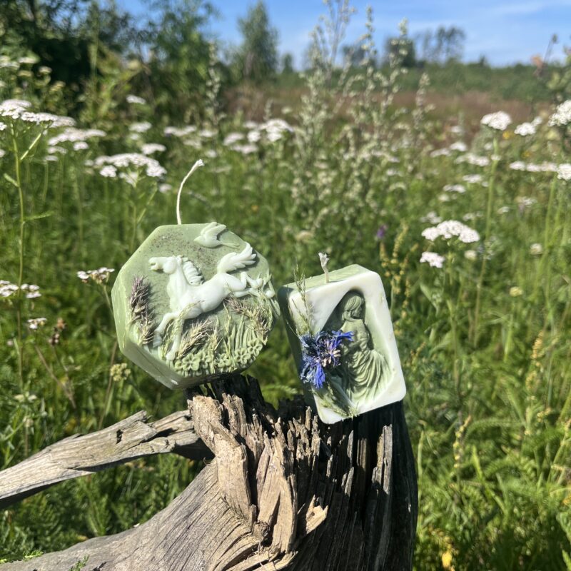 Zestaw świec sojowych Polnica i jej Rumak – 2 świece