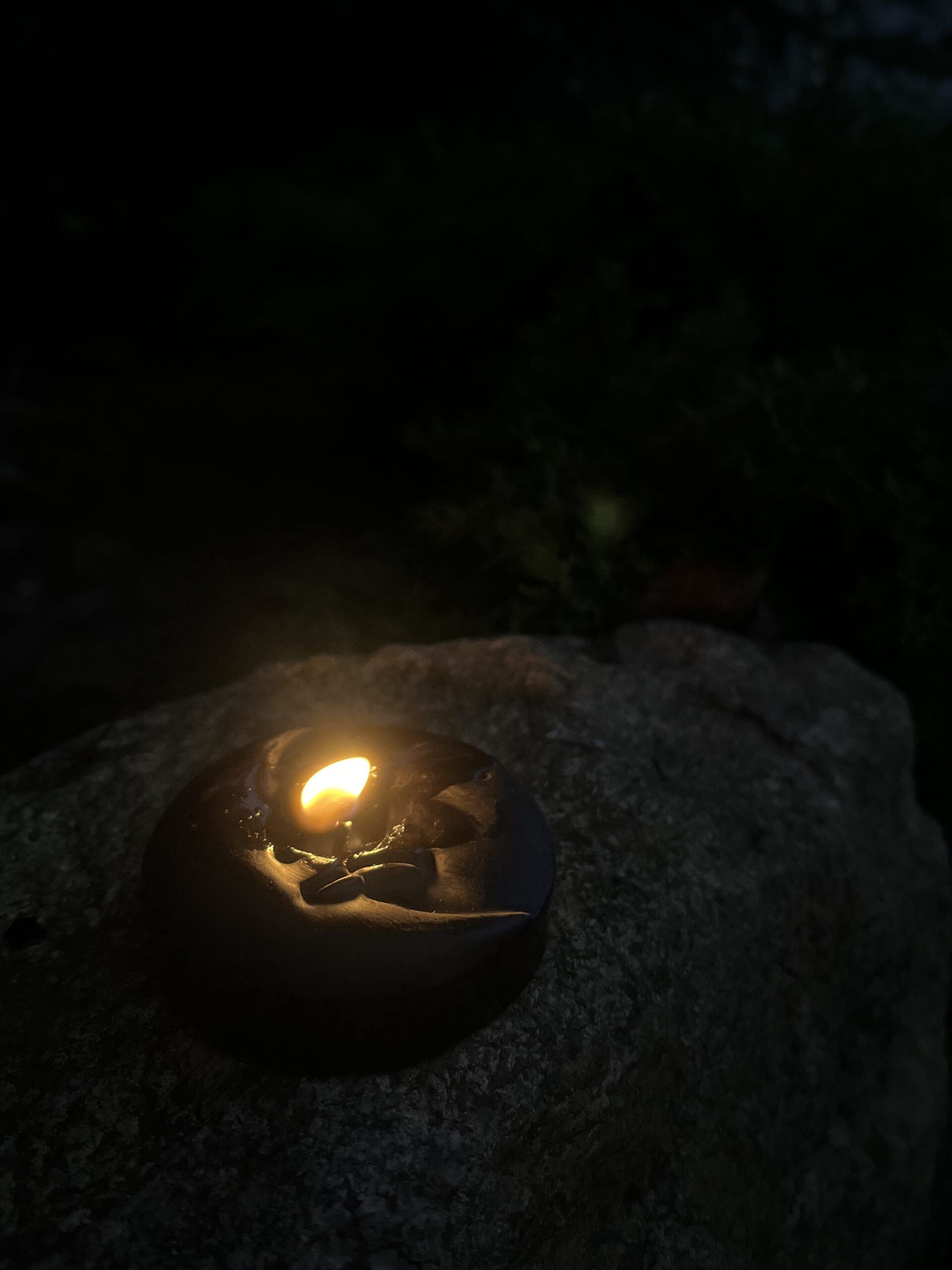 Świeca sojowa Księżyc – Ciemny Księżyc – listopad - obrazek 4