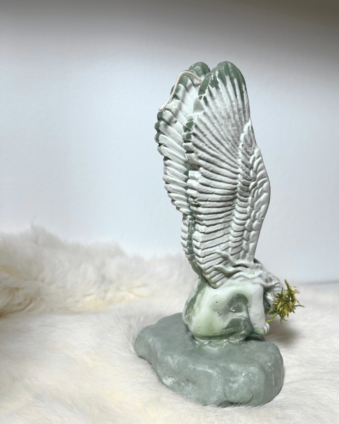 Świeca sojowa – Dziewka Gryfa – Świeca anioł - biało-zielona - obrazek 6