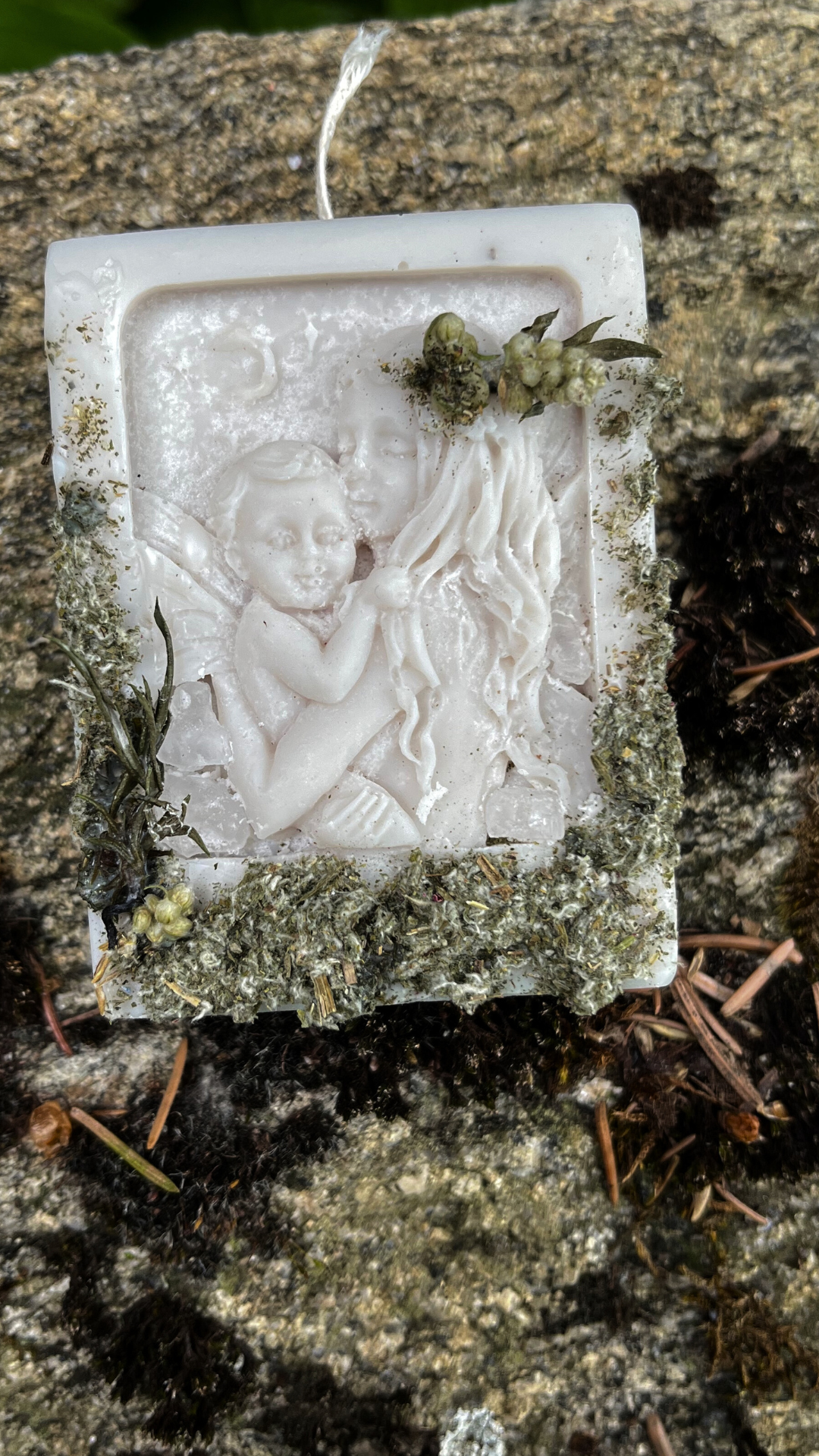 Dotyk Rodzianicy - słowiańska świeca na narodziny dziecka - obrazek 2