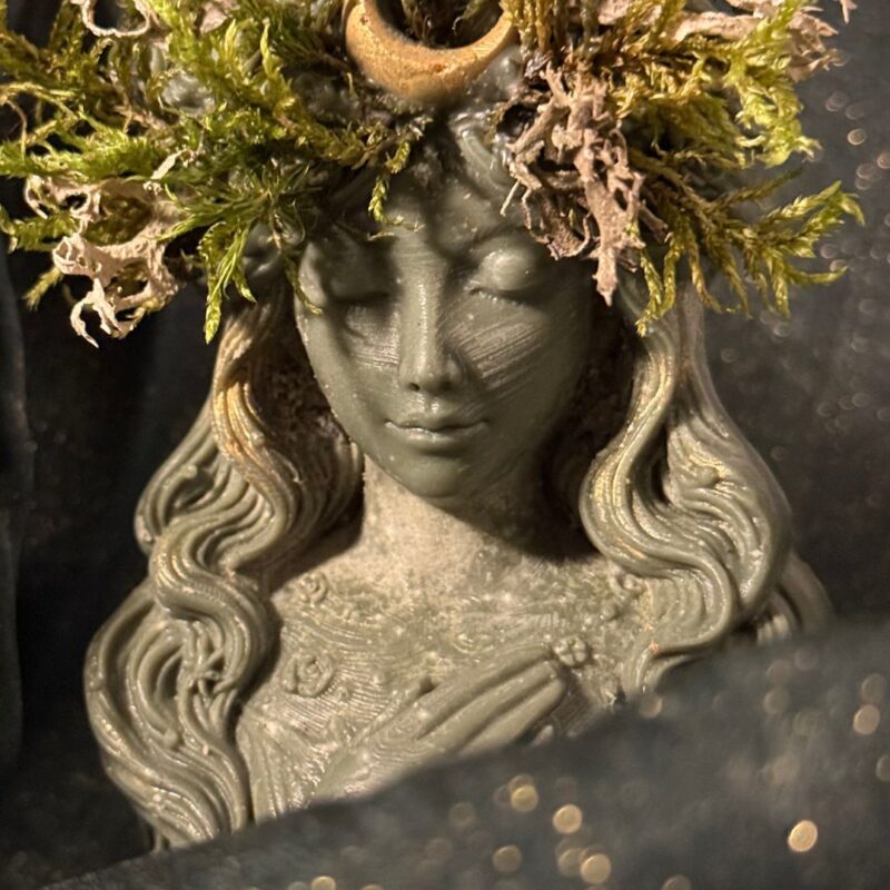 Mokosz - słowiańska Matka Ziemia - świeca sojowa